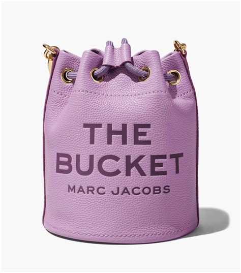 marc jacobs bucket tote bag.